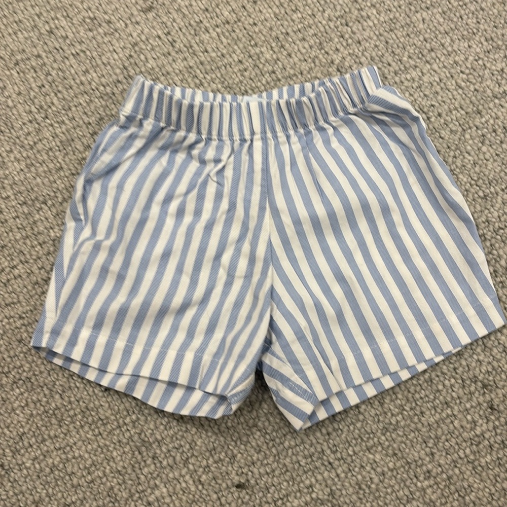 Good condition boys Bella Bliss blue & white striped shorts size 2t